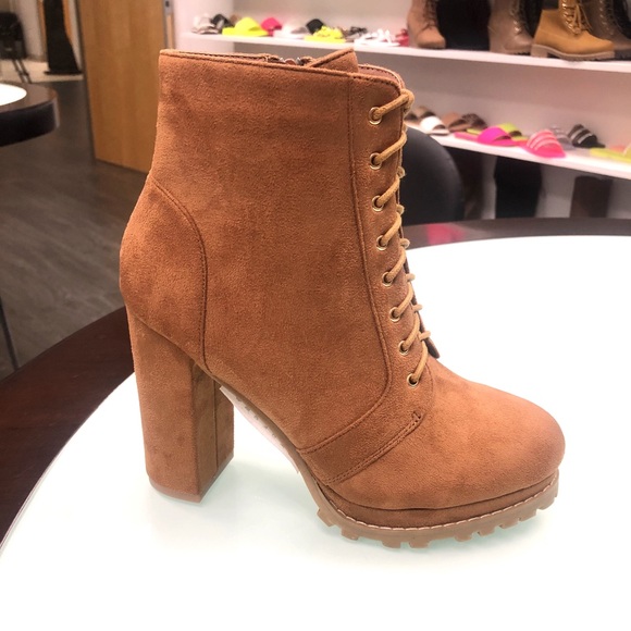 Tan Lace Up Platform Bootie Block Heel - Picture 2 of 5